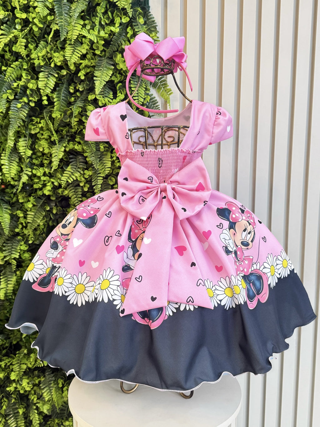 Pink Daisy Girls’ Party Dress