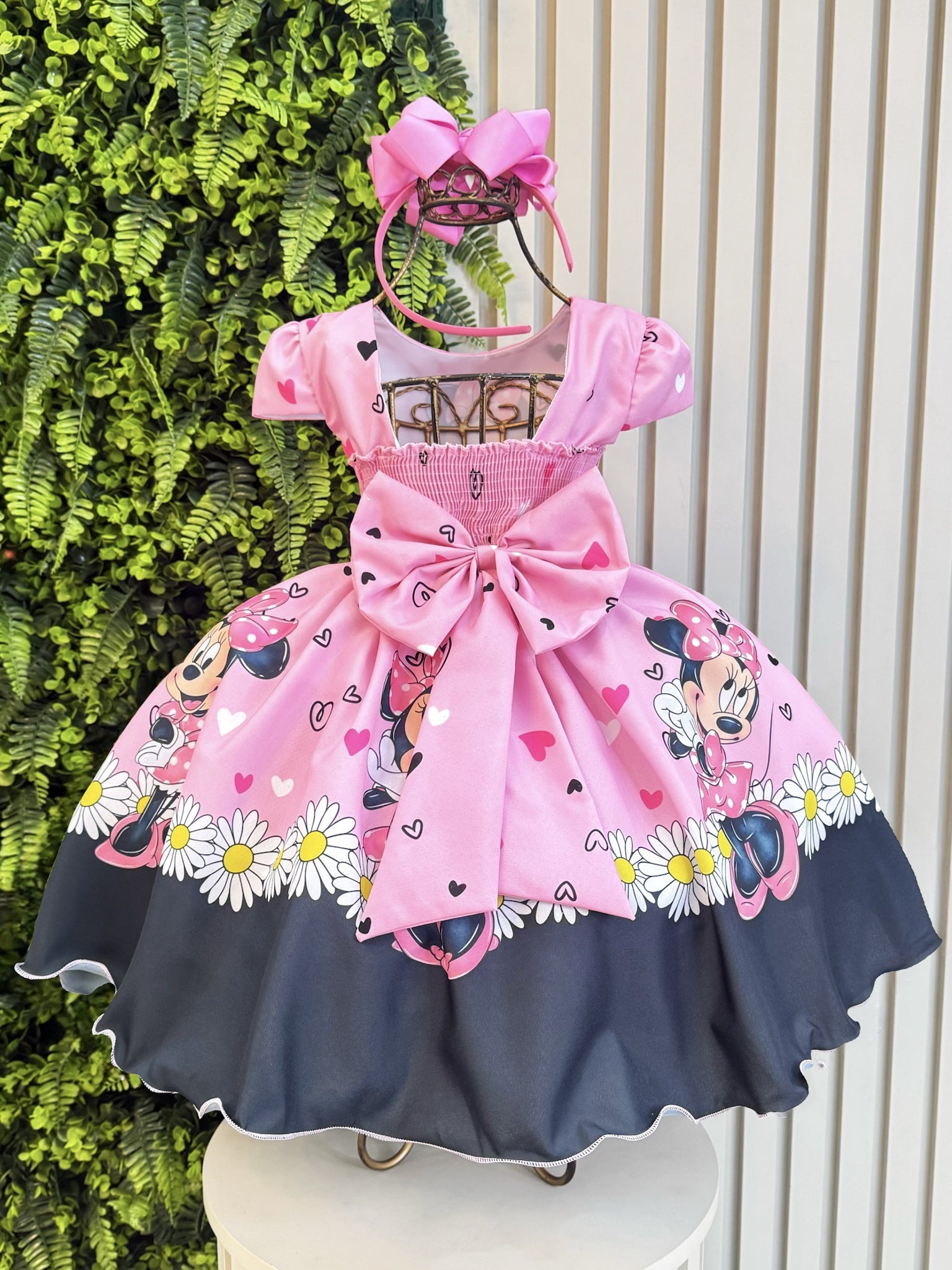 Pink Daisy Girls’ Party Dress